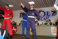 Maennerballett-Astronaut-03