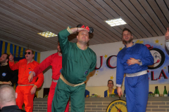 Maennerballett-Astronaut-10