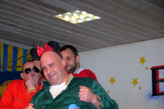 Maennerballett-Astronaut-23